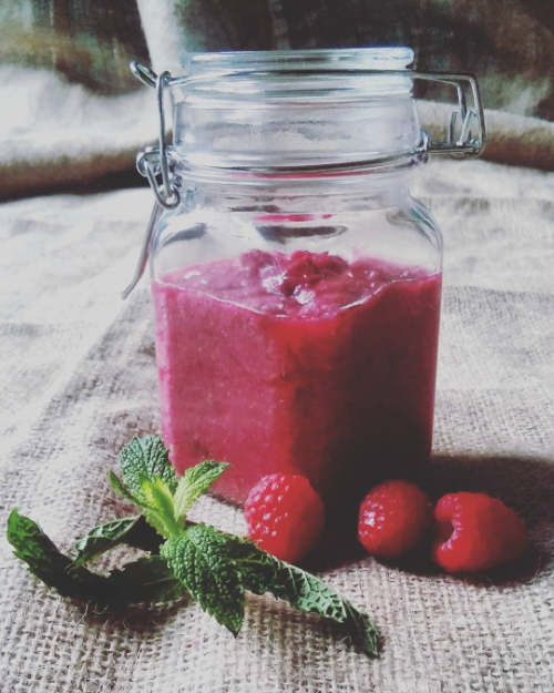 Raw Raspberry Ginger Jam